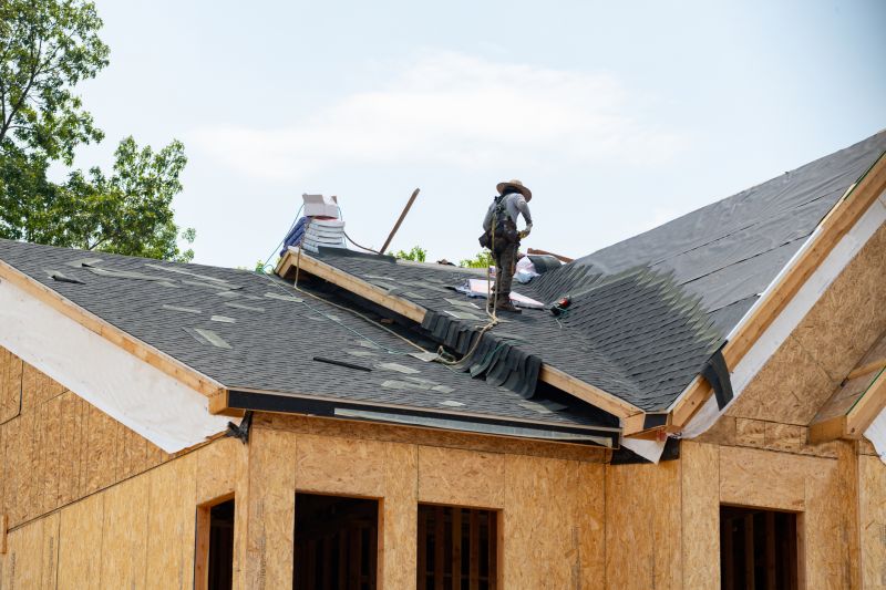 Signs It’s Time For A New Asphalt Shingle Roof Installation
